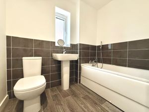 Photo 16- click for photo gallery